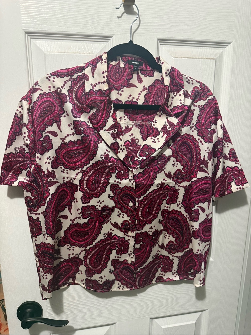 Express Women's Cream Top with Pink Paisley Print
New with out tags